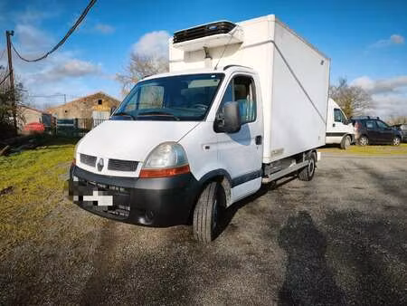 Renault Master 2.5 dCi 120