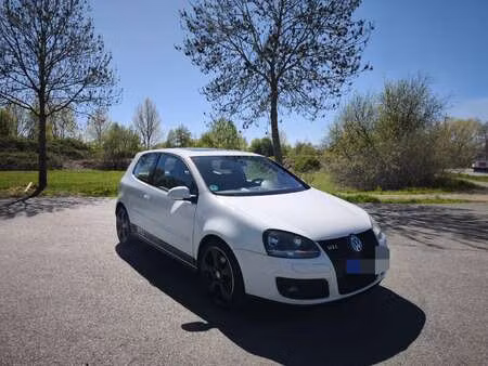 Volkswagen Golf GTI 2.0 200