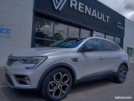 Renault Arkana E-Tech 1.6 145 Intens