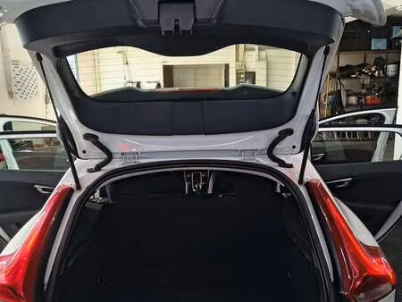 Volvo V40 T2 2.0 122 Kinetic