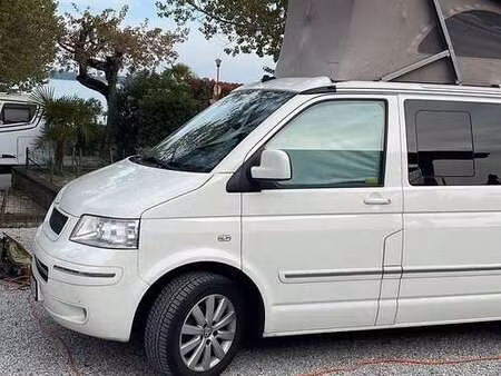 Volkswagen Transporter T5 California 2.5 TDI 174