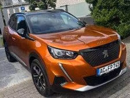 Peugeot 2008 1.2 PureTech 100