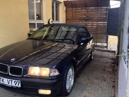 BMW Série 3 318i 1.8 115