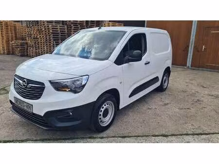 Opel Combo 1.2 110 Selection