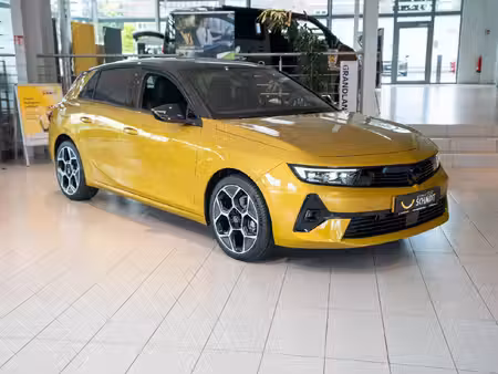 Opel Astra 1.2 130