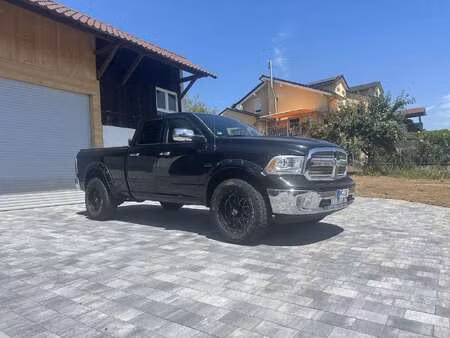 RAM 1500 V8 5.7 Laramie