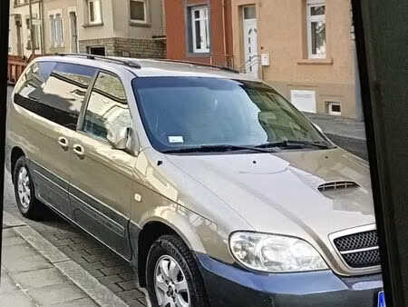 Kia Carnival 2.9 CRDi 144