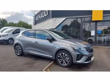 Renault Clio E-Tech 1.6 145 Techno