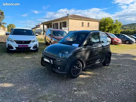 Microcar MGO 