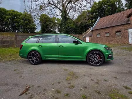 Škoda Octavia RS 2.0 TSI 230