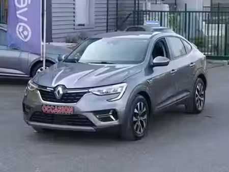 Renault Arkana E-Tech 1.6 145 Evolution