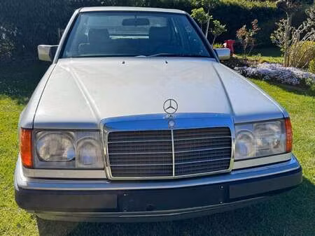 Mercedes-Benz Classe E 300 E V6 3.0