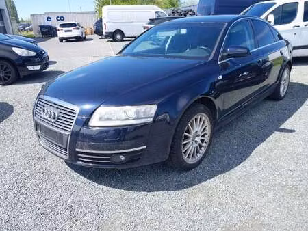 Audi A6 V6 2.4 177