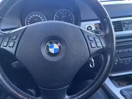 BMW Série 3 320i 2.0 150