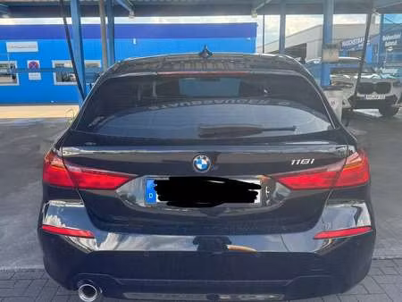 BMW Série 1 118i 1.5 140