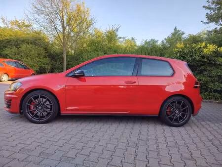Volkswagen Golf GTI 2.0 TFSI 230 Performance