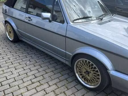 Volkswagen Golf 1.8 90
