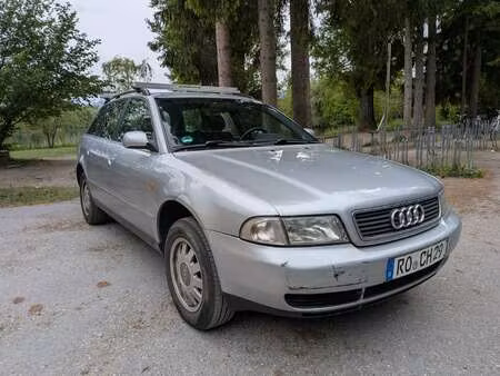 Audi A4 V6 2.4 165