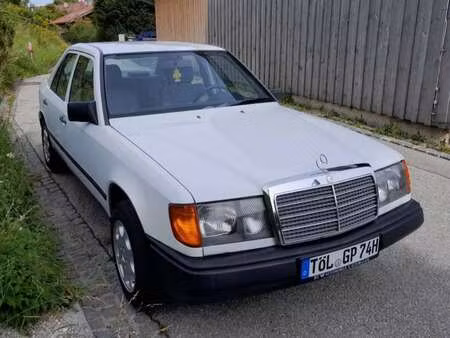 Mercedes-Benz Classe E E 230