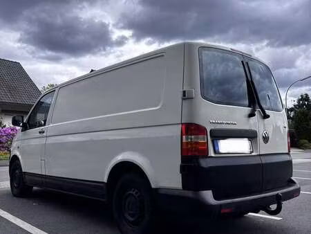 Volkswagen Transporter T5 1.9 TDI 105