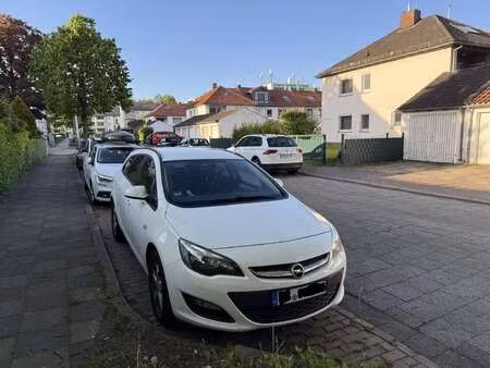 Opel Astra 1.6 CDTI 110 Edition