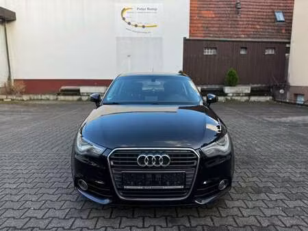 Audi A1 1.6 TDI 105 Attraction