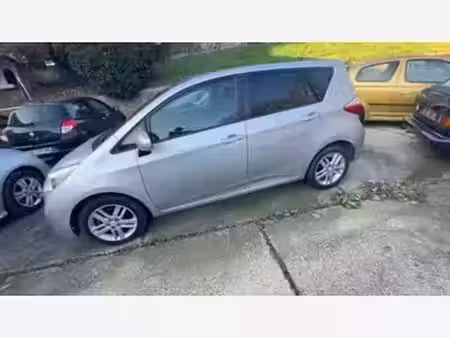 Toyota Verso-s 1.4 90 Dynamic