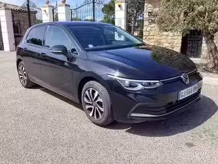 Volkswagen Golf 1.0 TSI 110