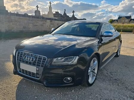 Audi A5 S5 V8 4.2 FSI 354 quattro