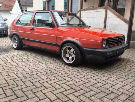 Volkswagen Golf 