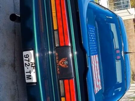 Pontiac Firebird 