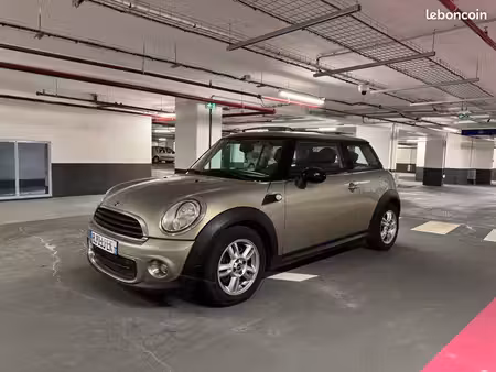 Mini Mini Cooper D 1.6 90 Chili