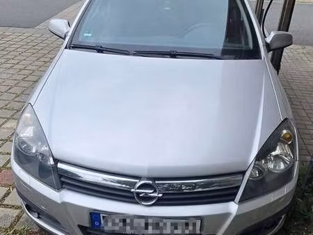 Opel Astra 1.6 105 Edition