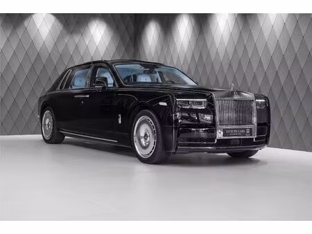 Rolls-Royce Phantom V12 6.75 571
