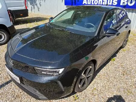 Opel Astra 1.2 110 Edition