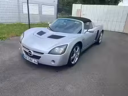 Opel Speedster 2.2 147