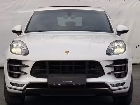 Porsche Macan Turbo V6 3.6 400 4x4