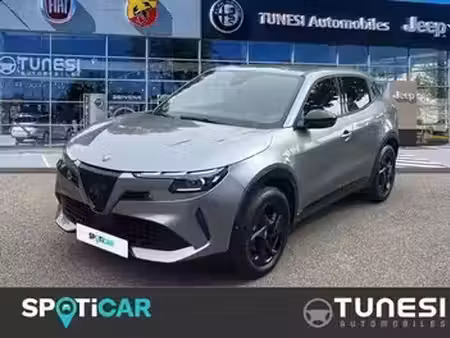 Alfa Romeo Junior Ibrida 1.2 145