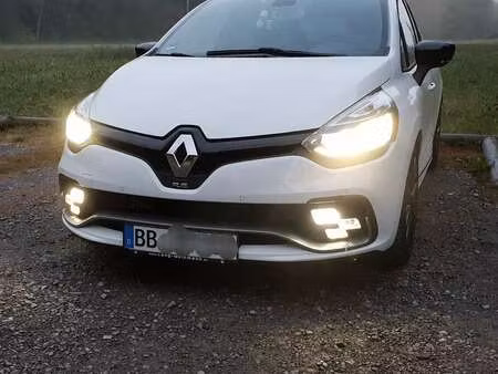 Renault Clio RS Trophy 1.6 TCe T 220