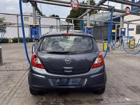 Opel Corsa 1.4 90 Cosmo