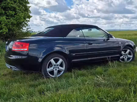 Audi A4 1.8 T 163 S line