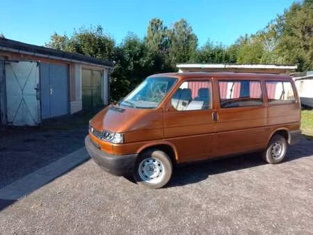 Volkswagen Transporter T4 2.5 TDI 88