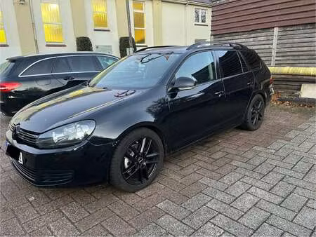 Volkswagen Golf 1.6 TDI 105 Confortline