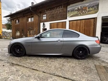 BMW Série 3 325i 3.0 218