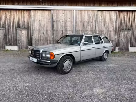 Mercedes-Benz Classe E E 230