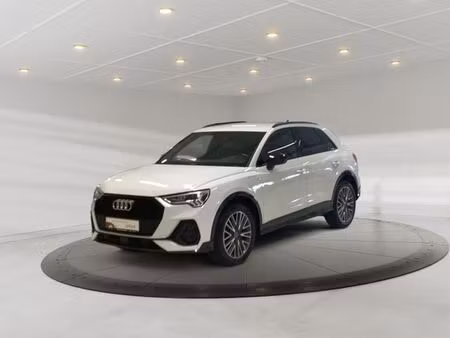Audi Q3 45 TFSI 1.4 TFSI 180 S line