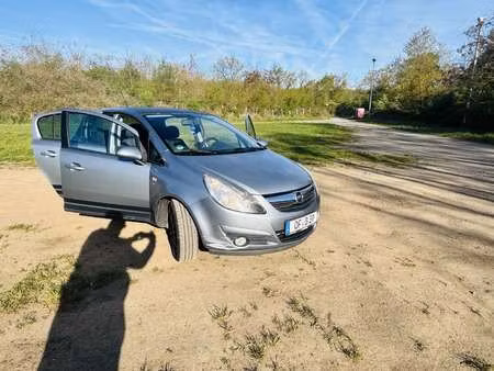 Opel Corsa 1.4 101 Sport