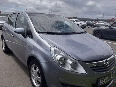 Opel Corsa 1.4 90 Cosmo