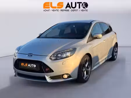 Ford Focus ST 2.0 250