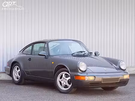 Porsche 911 Carrera 4